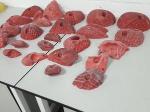 Thumbnail image of Lot of 25 Red Bouldering / Rock Climbing Grips Hand / Foot - No Bolts