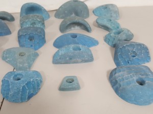 Thumbnail image of Lot of 25 Blue Bouldering / Rock Climbing Grips Hand / Foot - With Bolts