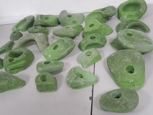 Thumbnail image of Lot of 25 Green Bouldering / Rock Climbing Grips Hand / Foot - With Bolts