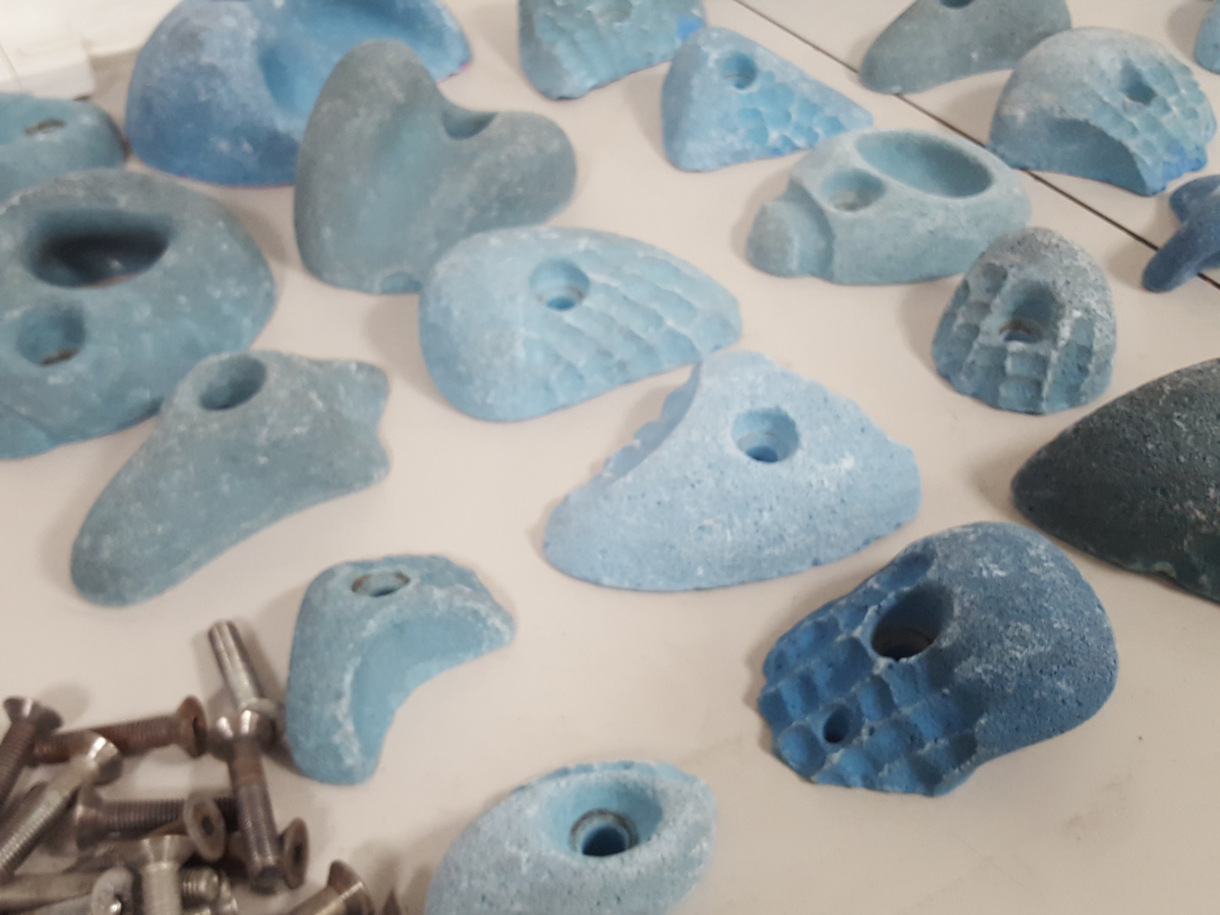 Image of Lot of 25 Blue Bouldering / Rock Climbing Grips Hand / Foot - With Bolts