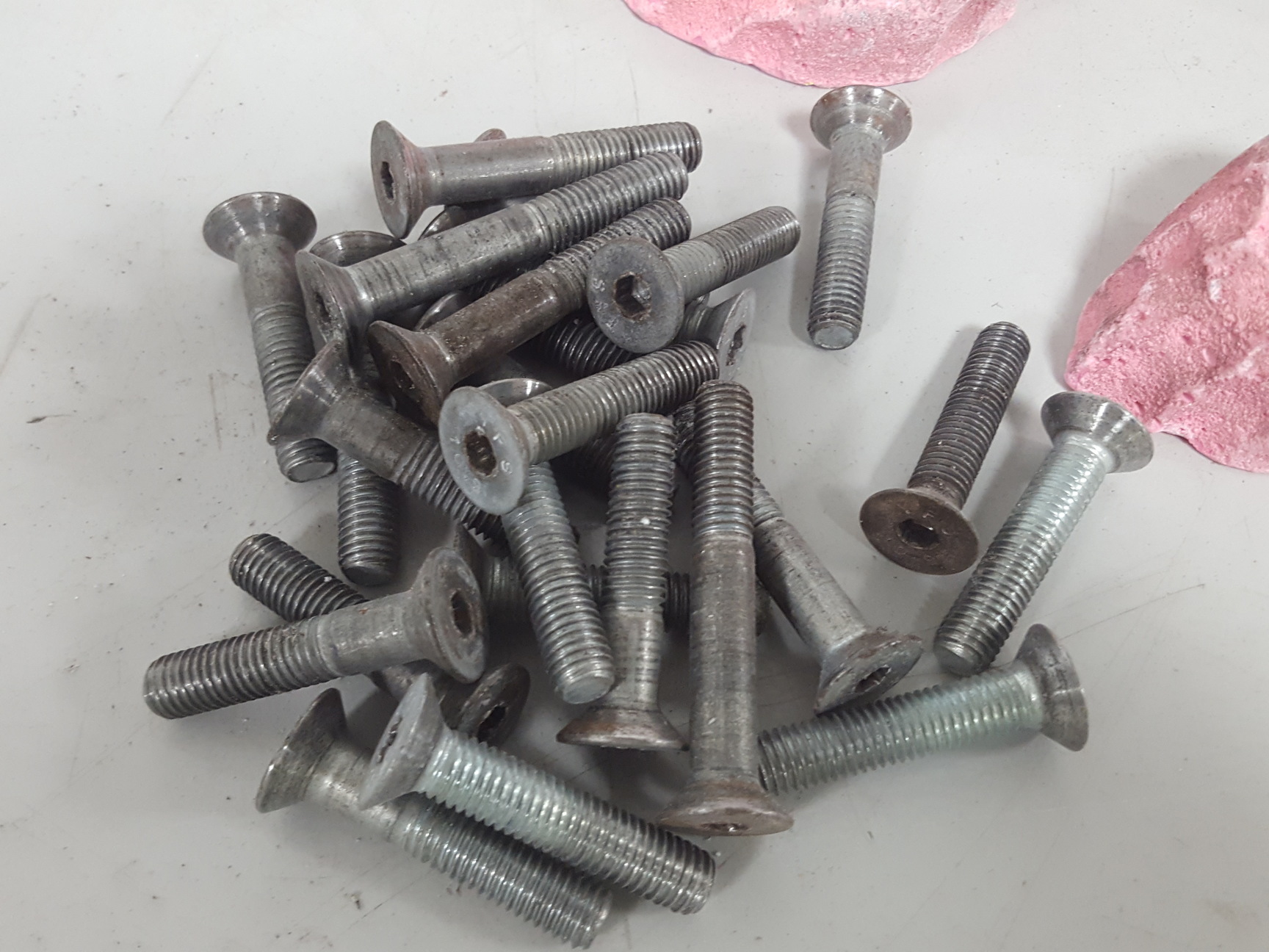 Image of Lot of 25 Pink Bouldering / Rock Climbing Grips Hand / Foot - With Bolts