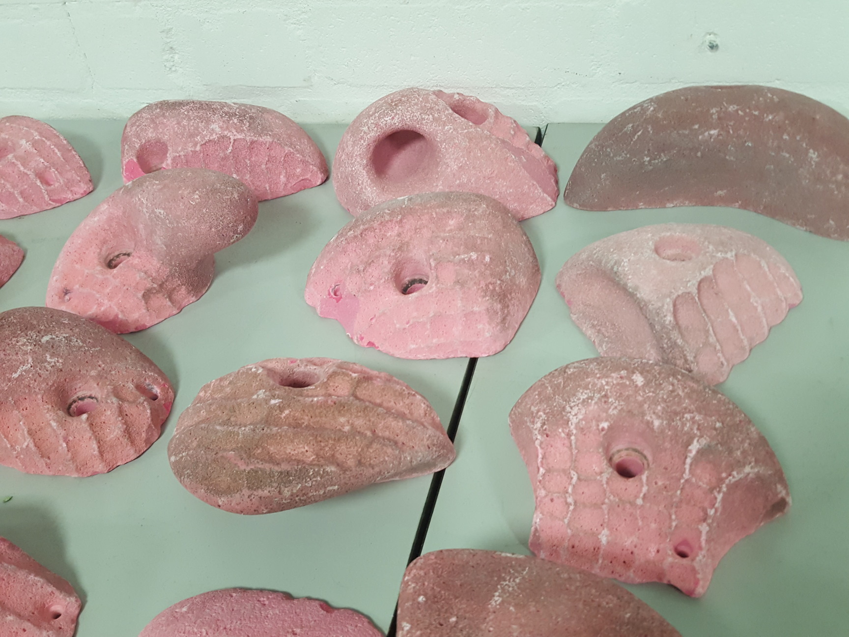 Image of Lot of 25 Pink Bouldering / Rock Climbing Grips Hand / Foot - With Bolts