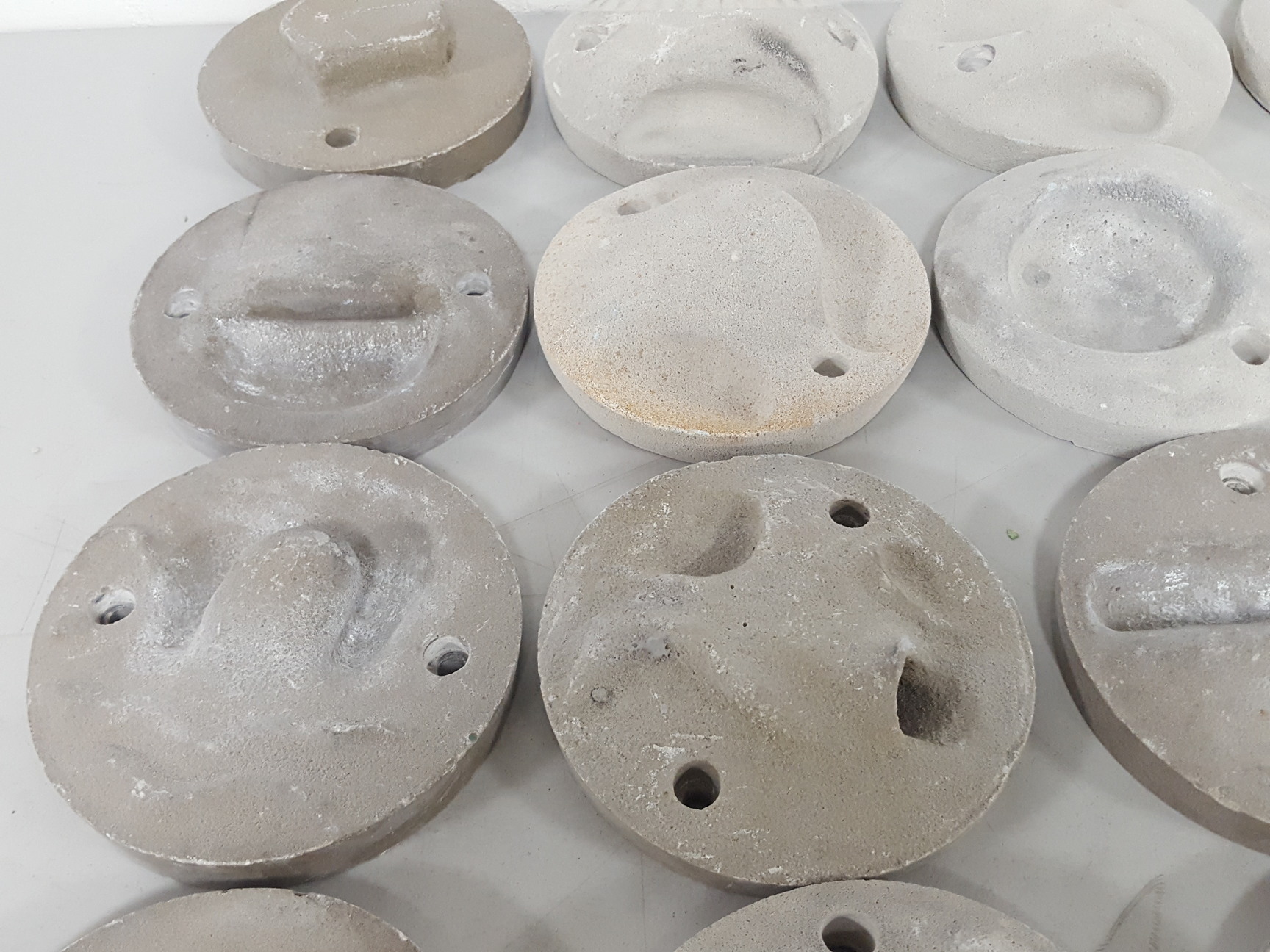 Image of Lot of 25 Grey / White Bouldering / Rock Climbing Grips Hand / Foot - With Bolts