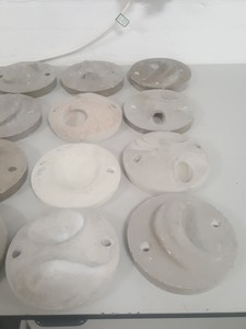Thumbnail image of Lot of 20 White / Grey Bouldering / Rock Climbing Grips Hand / Foot - With Bolts