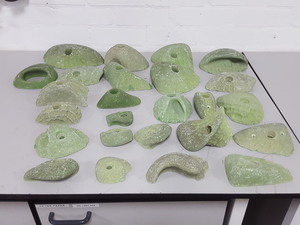 Thumbnail image of Lot of 25 Green Bouldering / Rock Climbing Grips Hand / Foot - With Bolts