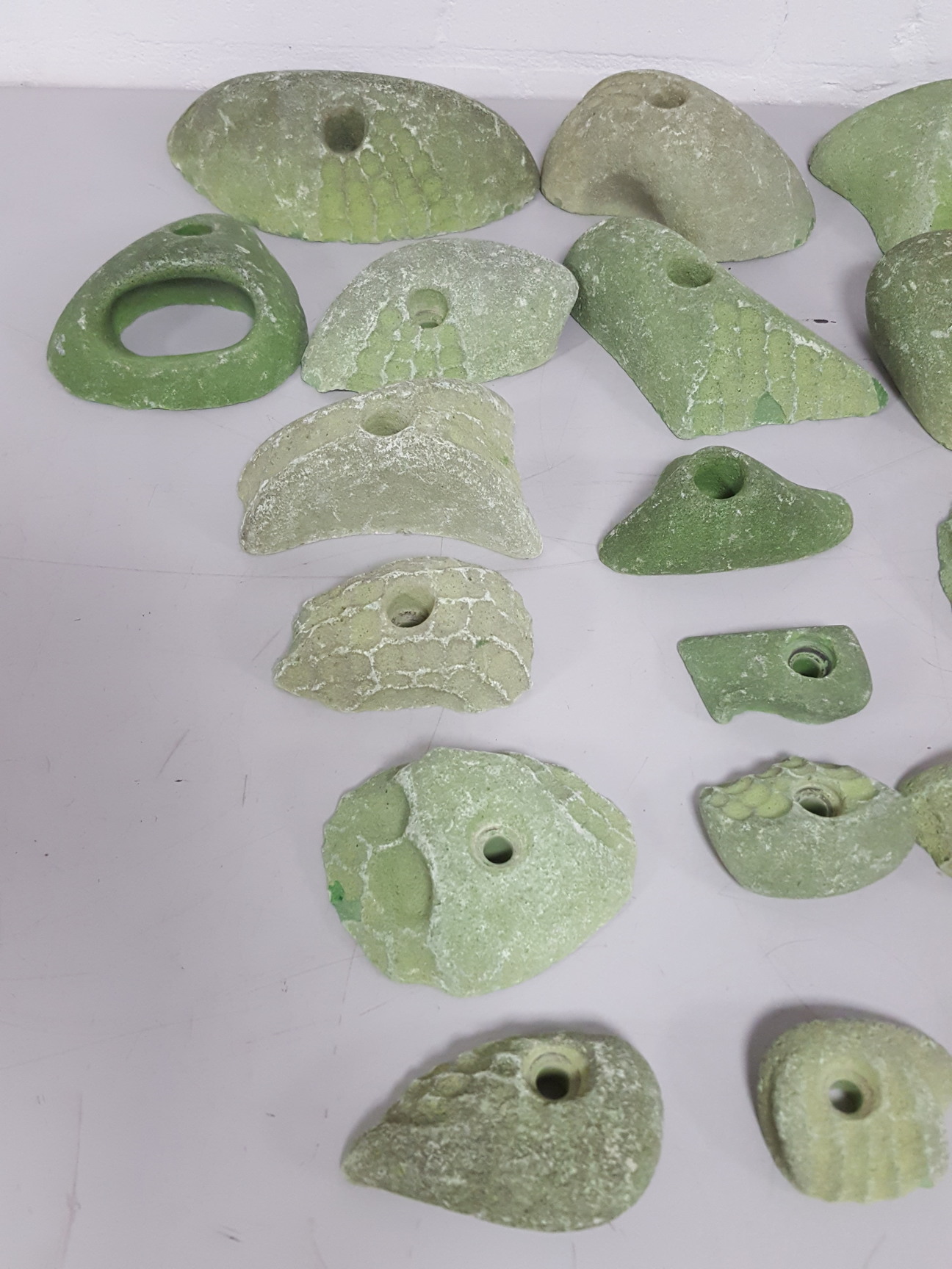 Image of Lot of 25 Green Bouldering / Rock Climbing Grips Hand / Foot - With Bolts