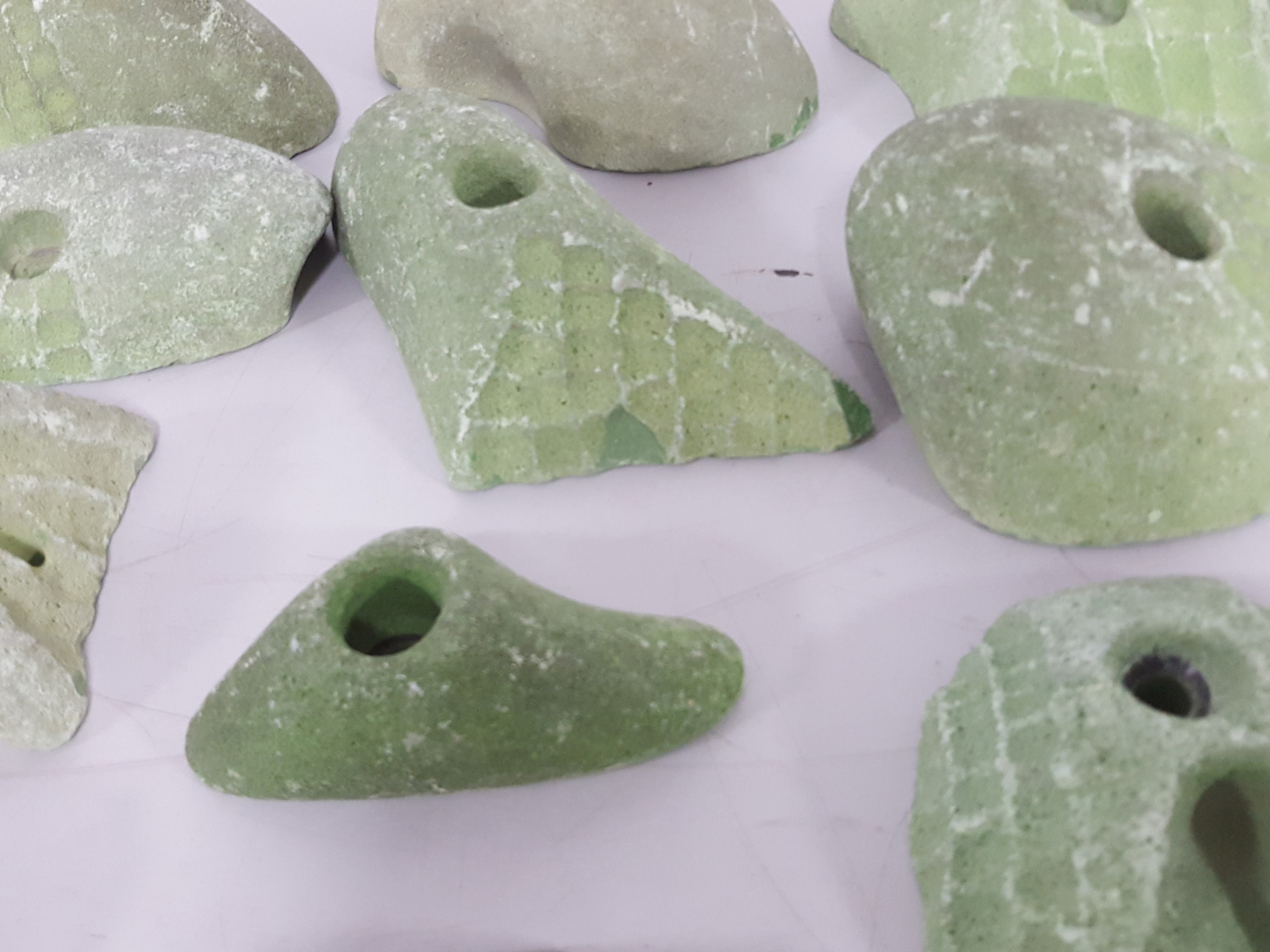 Image of Lot of 25 Green Bouldering / Rock Climbing Grips Hand / Foot - With Bolts