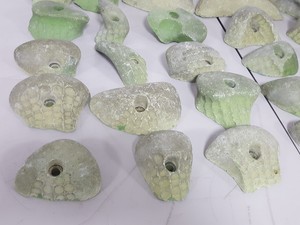 Thumbnail image of Lot of 25 Green Bouldering / Rock Climbing Grips Hand / Foot - No Bolts