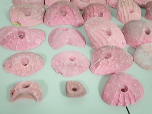 Thumbnail image of Lot of 25 Pink Bouldering / Rock Climbing Grips Hand / Foot - No Bolts