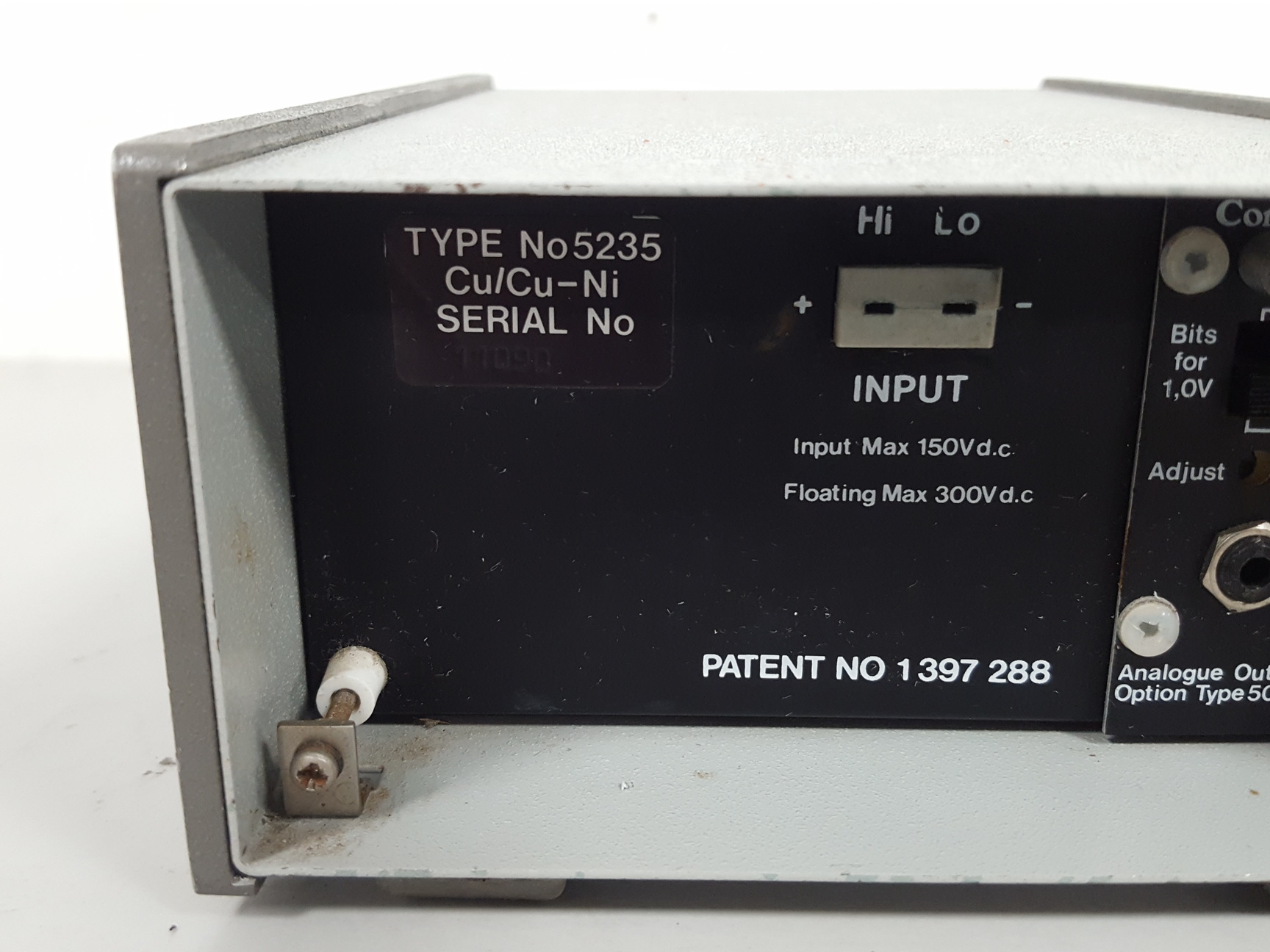 Image of Comark 5000 Digital Thermometer Lab