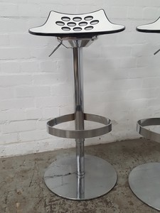 Thumbnail image of 2x Jam Calligaris Bar Stool Chair Italian Designer Acrylic
