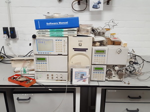 Thumbnail image of Shimadzu SCL-10A VP, SCL-10A VP, DGU-14A, LC-10AD VP HPLC + Software