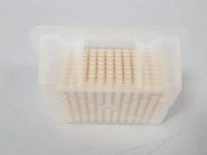 Thumbnail image of Thermo Scientific SepraSeal 4464 Cap Mats Lab 60 Packs, 57600 pieces