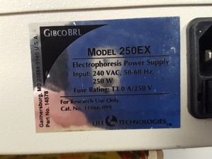 Thumbnail image of Life Technologies 250EX Electrophoresis Power Supply Lab