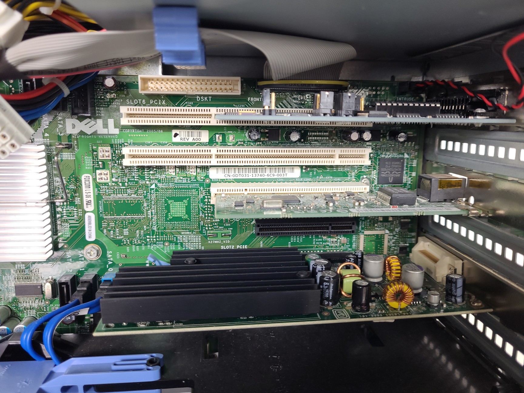 Image of Dell Precision 490 Desktop PC with Sealevel 7106 PCi Card (Affymetrix) Lab