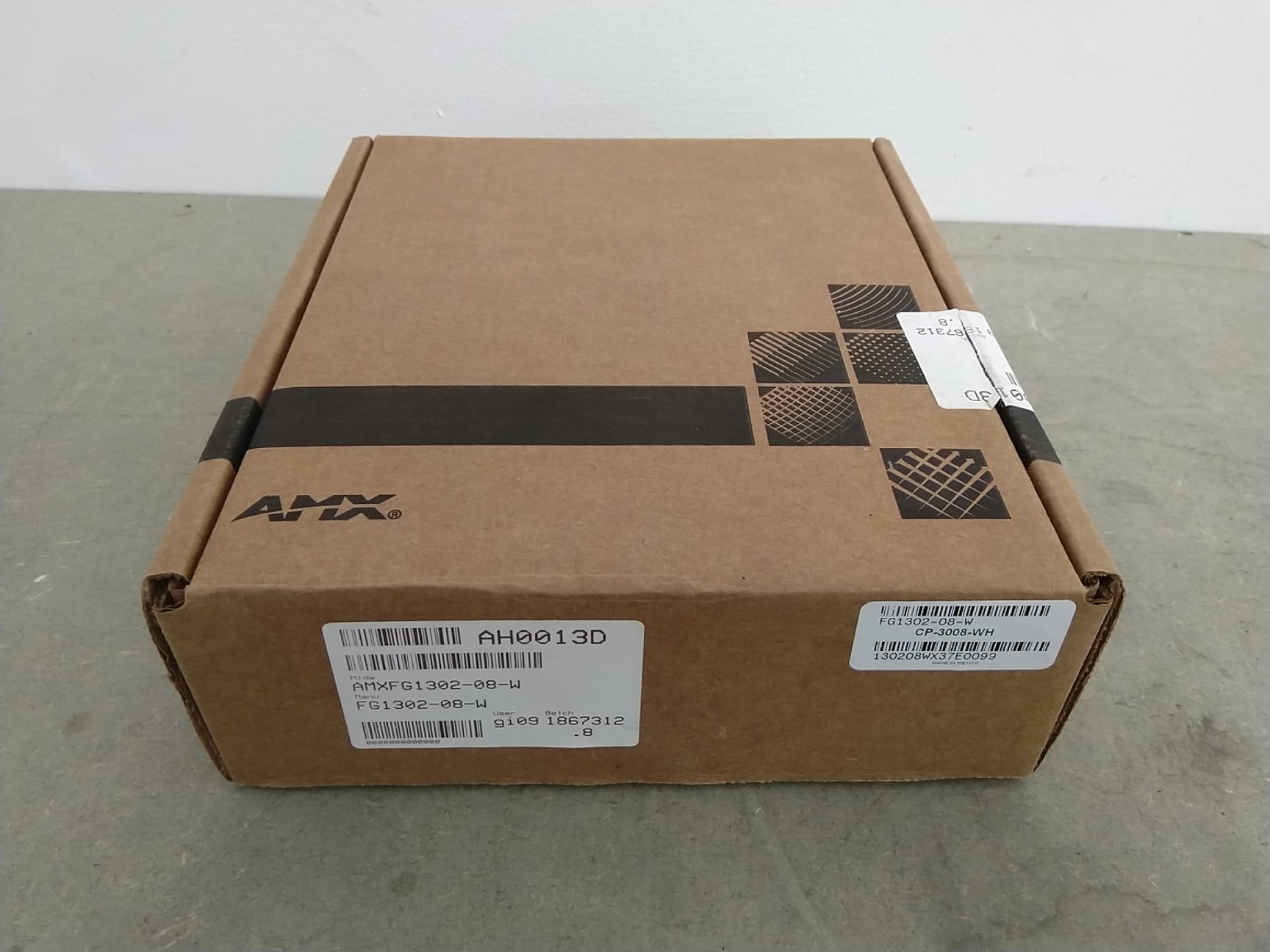Image of AMX Novara CP-3008 ControlPad 8-button Keypad FG1302-08-White, NEW