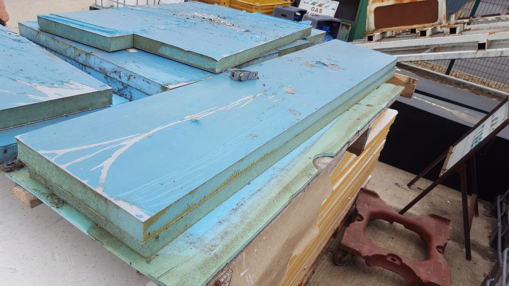 Image of 11 Sheets Gyproc Thermaline PIR Insulated Plasterboard Seconds 63mm 