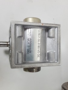 Thumbnail image of Baldor Brushless AC Servomotor SV90B-275A Motor + Gearbox Gudel 454518