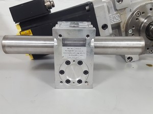 Thumbnail image of Baldor Brushless AC Servomotor SV90B-275A Motor + Gearbox Gudel 454518