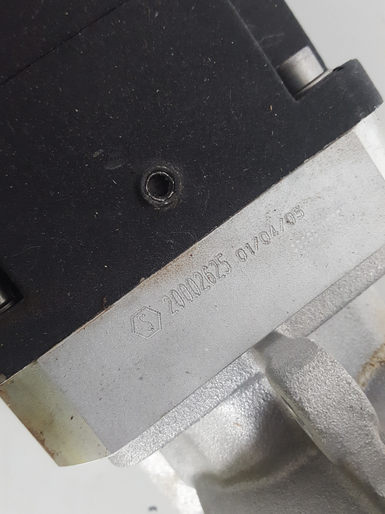 Image of Baldor Brushless AC Servomotor SV90B-275A Motor + Gearbox Gudel 454518