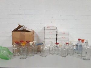 Thumbnail image of Lot of Volac Disposable Glass Pasteur Pippete & Glass Bottles Lab Glassware