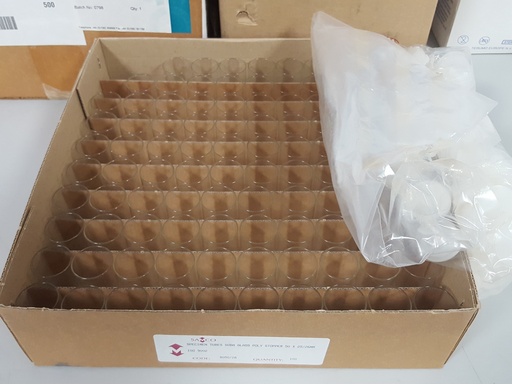 Image of Job Lot Lab Plastic BD Syringes Plastik Pak Whatman Beakers 5mL Kimble 73660-20