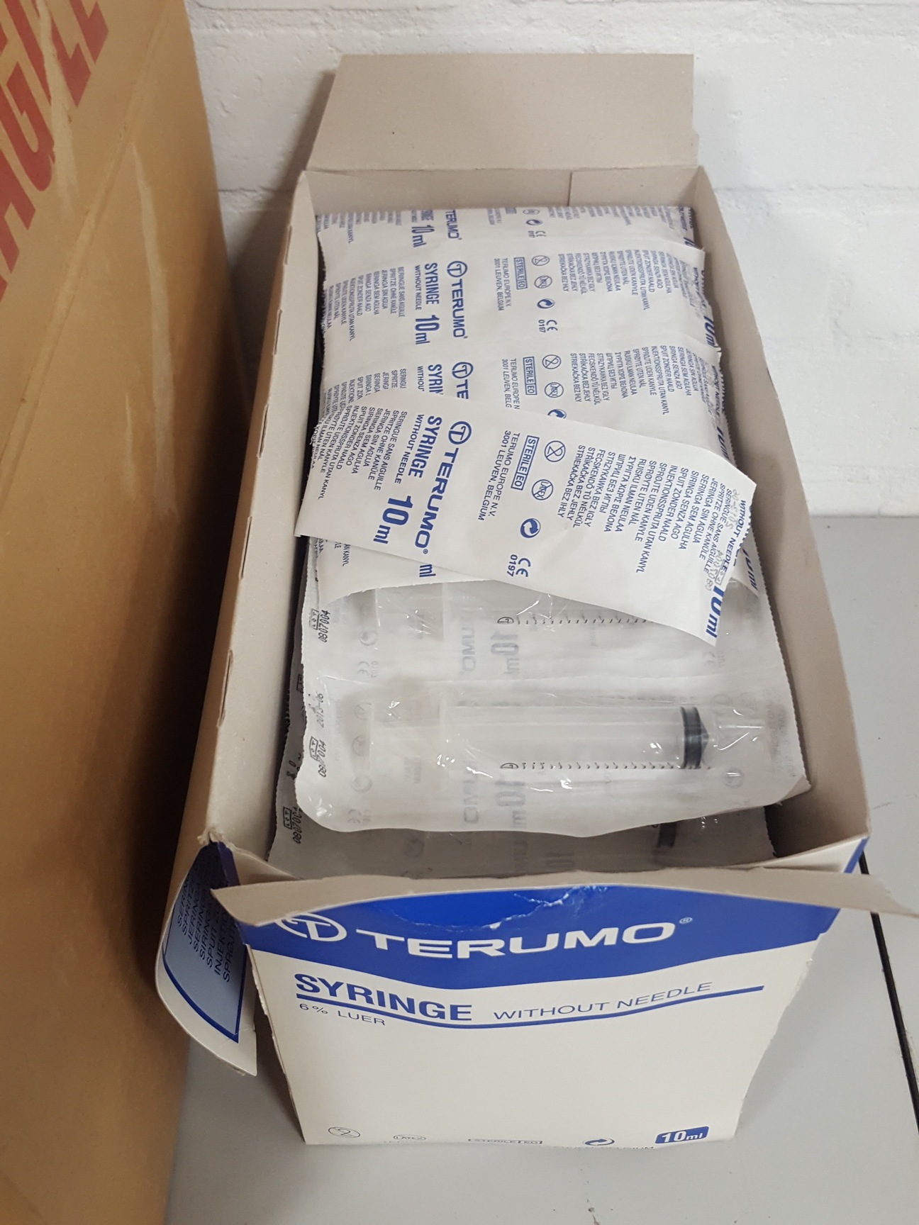 Image of Job Lot Lab Plastic BD Syringes Plastik Pak Whatman Beakers 5mL Kimble 73660-20