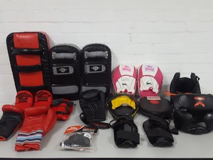 Thumbnail image of Job Lot Boxing Kickboxing MMA Hit Kick Pads Gloves Headgear Lonsdale Gym