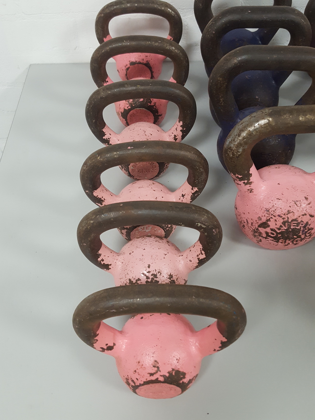 Image of Wolverson Jordan 4kg 6kg 8kg 10kg Kettlebells Gym Equipment