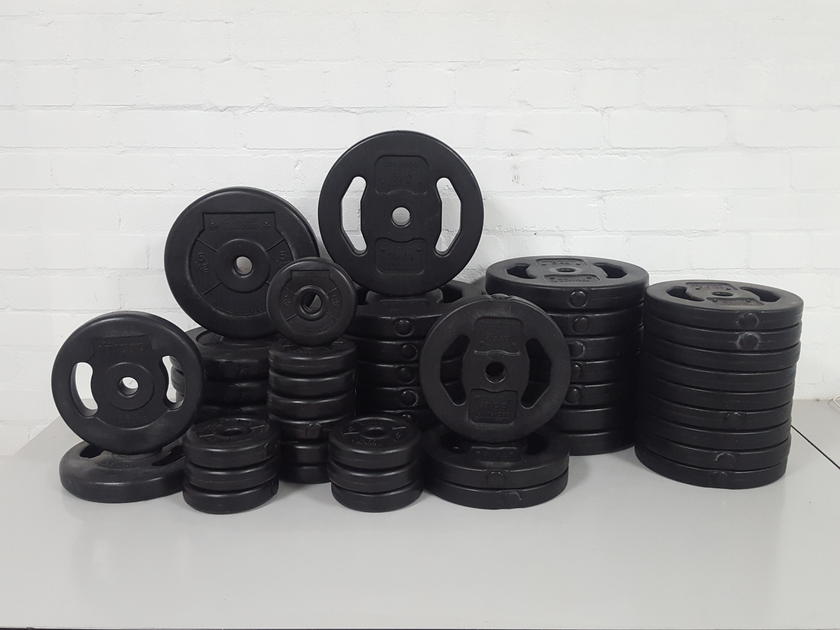 Image of 143kg Studio Weight Plates Dance / Aerobics + 7 Barbells & Barbell Rack