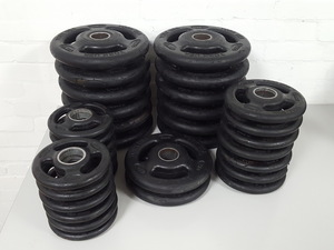 Thumbnail image of 162.5kg of York USA Olympic Weight Plates Gym 10kg, 5kg, 2.5kg, 1.25kg