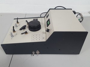 Thumbnail image of Quantchrome MVP-6DC Multipycnometer Gas Pycnometer Lab Equipment