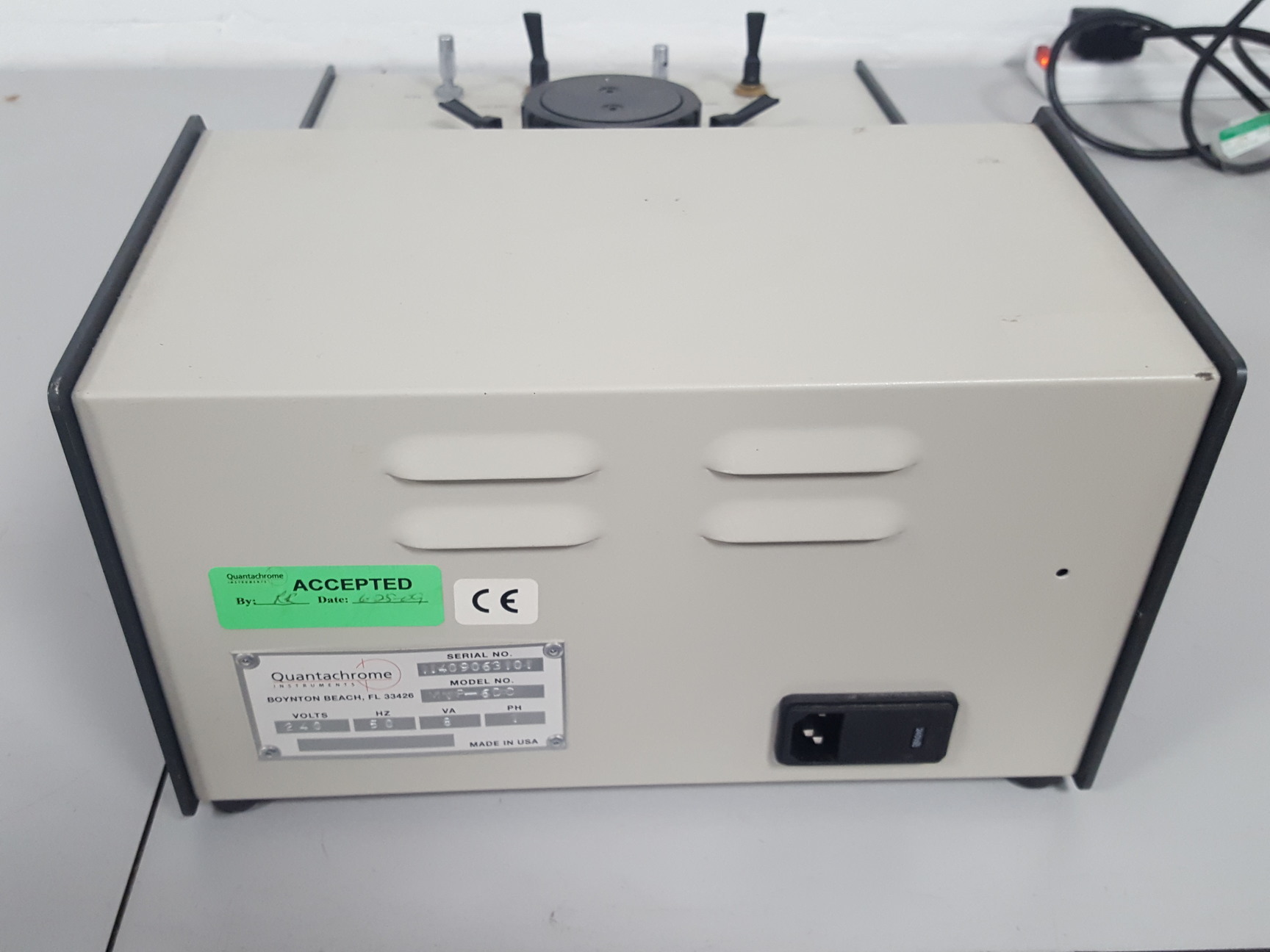 Multipyncnometer Quantchrome MVP-6DC Multipycnometer Gas Pycnometer Lab Equipment