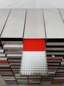 Thumbnail image of Lot of 23 Storage Racks -80 Freezer Storage Racks 45.5cm x 15.9cm x 23cm