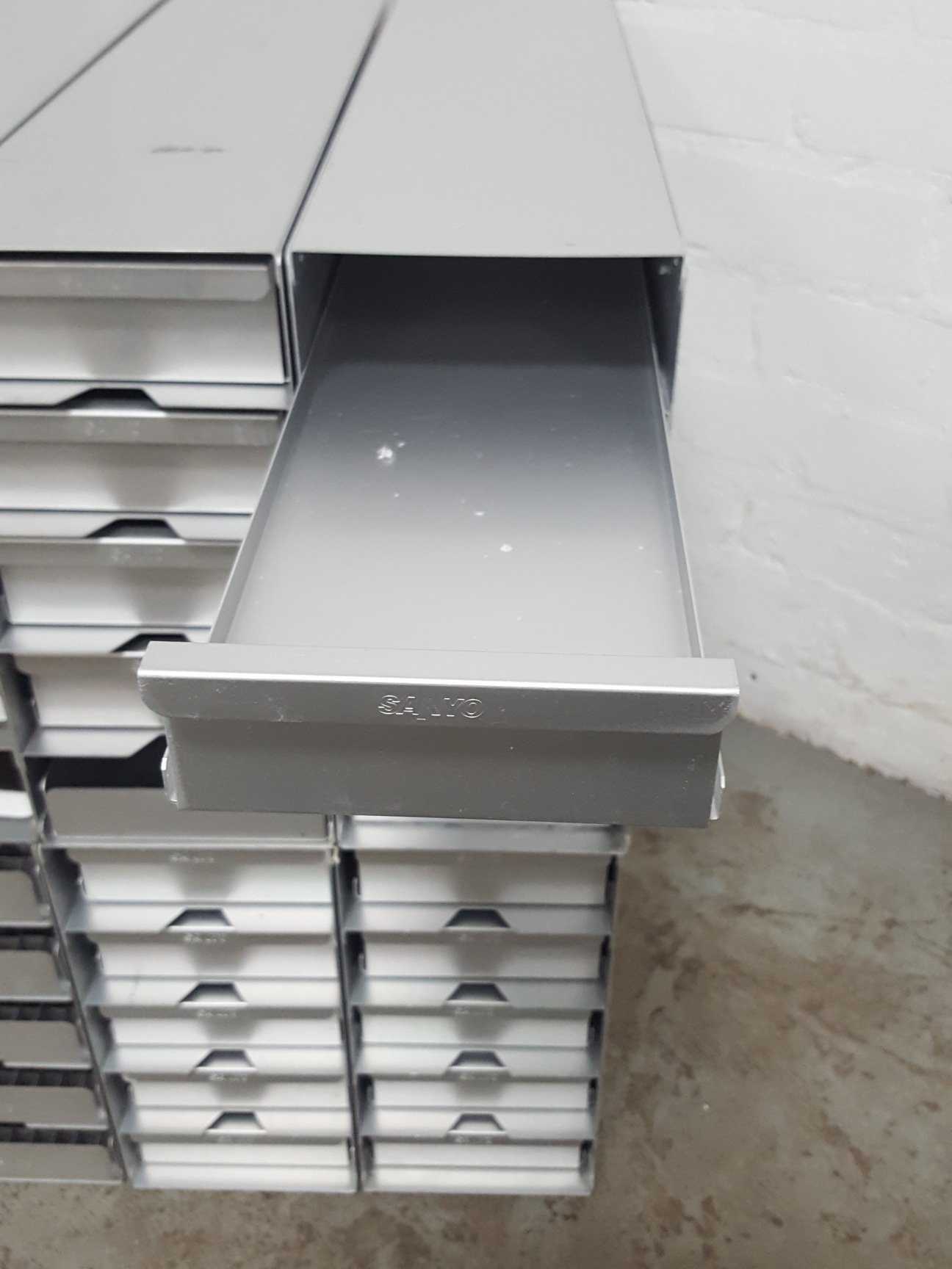 Image of Lot of 7 Sanyo -80 Freezer Storage Racks Lab 55.9cm x 14cm x 29cm