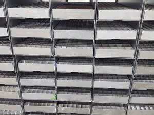 Thumbnail image of Lot of 26 Storage Racks -80 Freezer Storage Racks 46cm x 15.9cm x 22cm