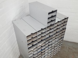 Thumbnail image of Lot of 21 Storage Racks -80 Freezer Storage Racks 46cm x 16cm  x 21.7 cm