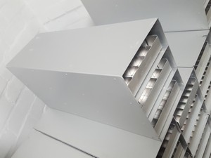 Thumbnail image of Lot of 33 Storage Racks -80 Freezer Racks 46.9cm x 22.2cm x 16.4cm
