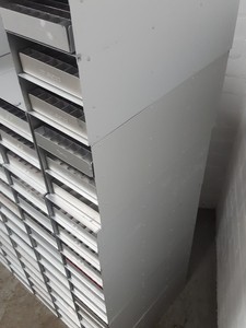 Thumbnail image of Lot of 33 Storage Racks -80 Freezer Racks 46.9cm x 22.2cm x 16.4cm