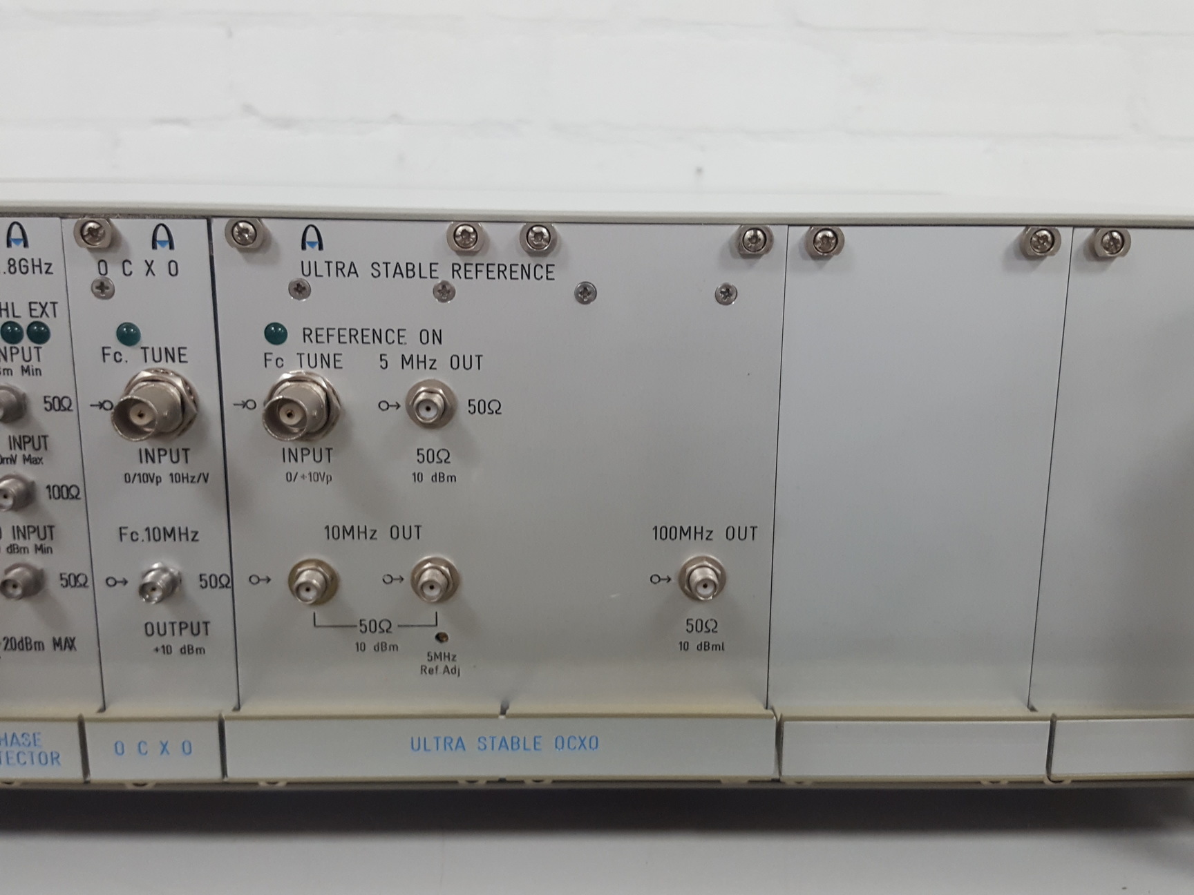 Image of Aeroflex Comstron EuropTest PN9000 Automatic Phase Noise Test System + PC