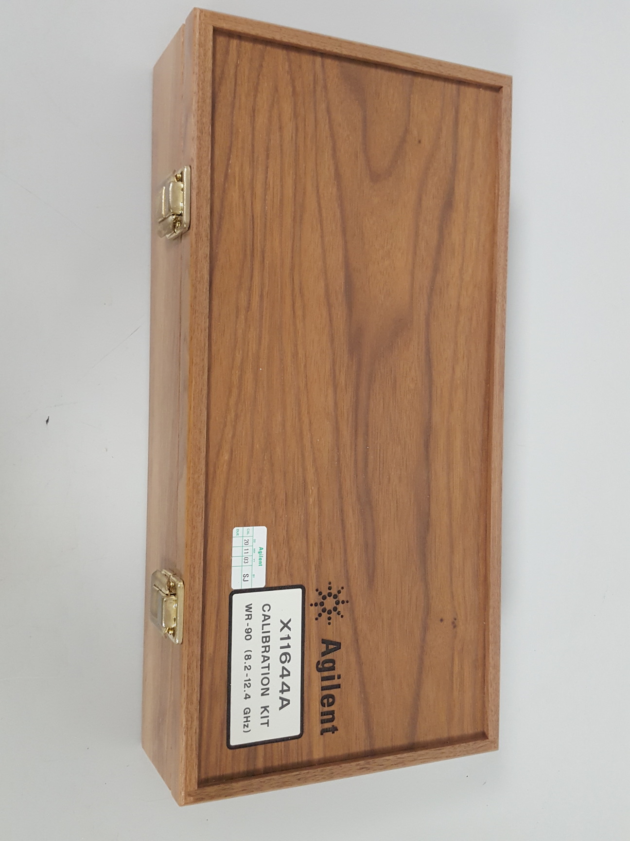 Agilent X11644A WR90 (8.212.4 GHz) Calibration Kit