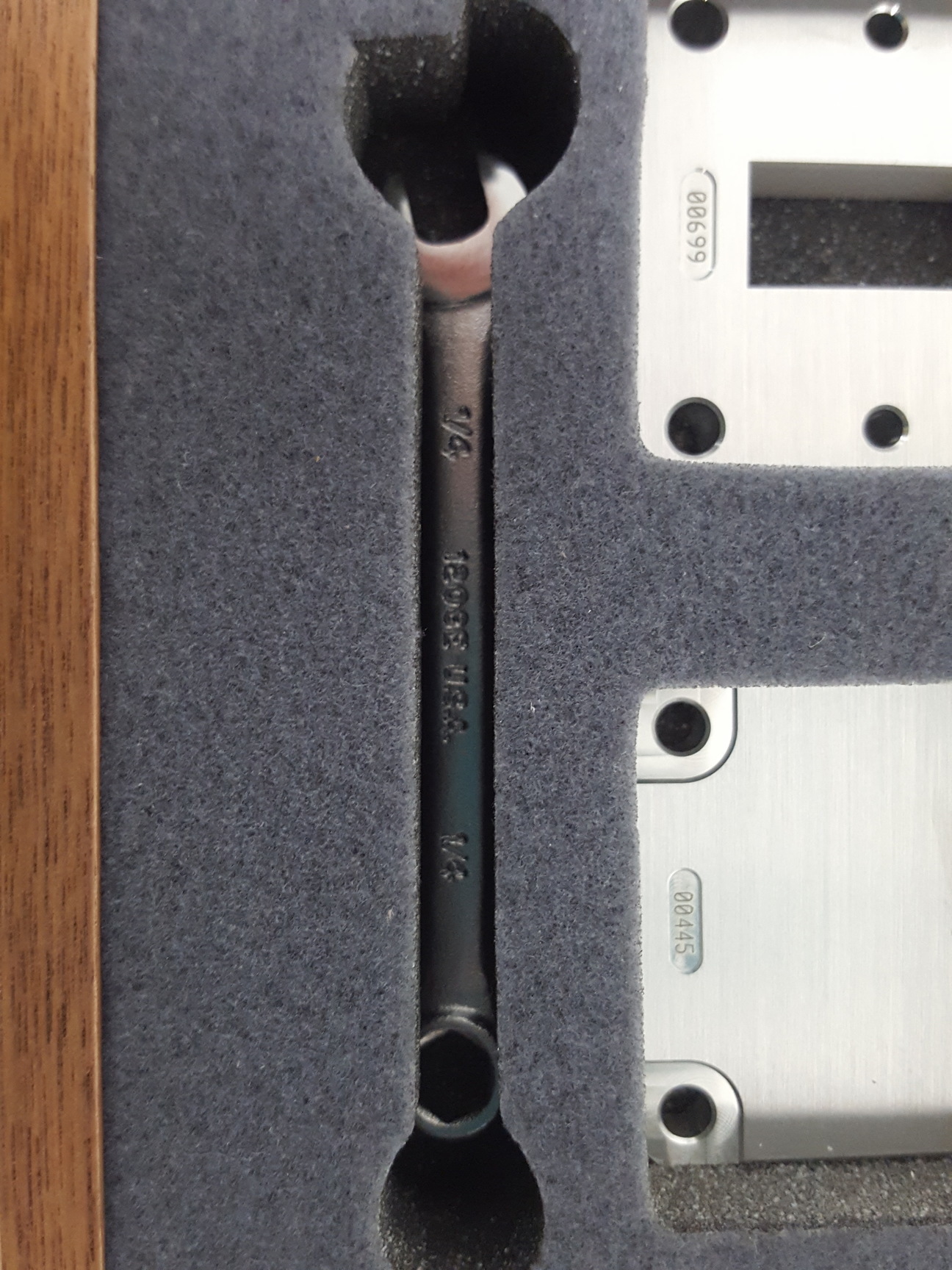 Image of Agilent X11644A WR-90 (8.2-12.4 GHz) Calibration Kit