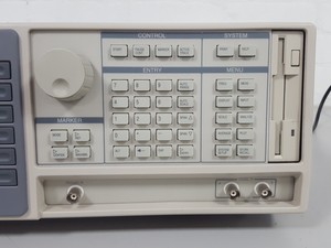 Thumbnail image of Stanford Research Systems SRS Model SR760 FFT Spectrum Analyzer Lab