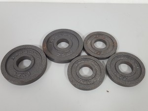 Thumbnail image of 8.75kg of Bodymax Metal Olympic Gym Weight Plates 2 x 2.5kg 3 x 1.25kg