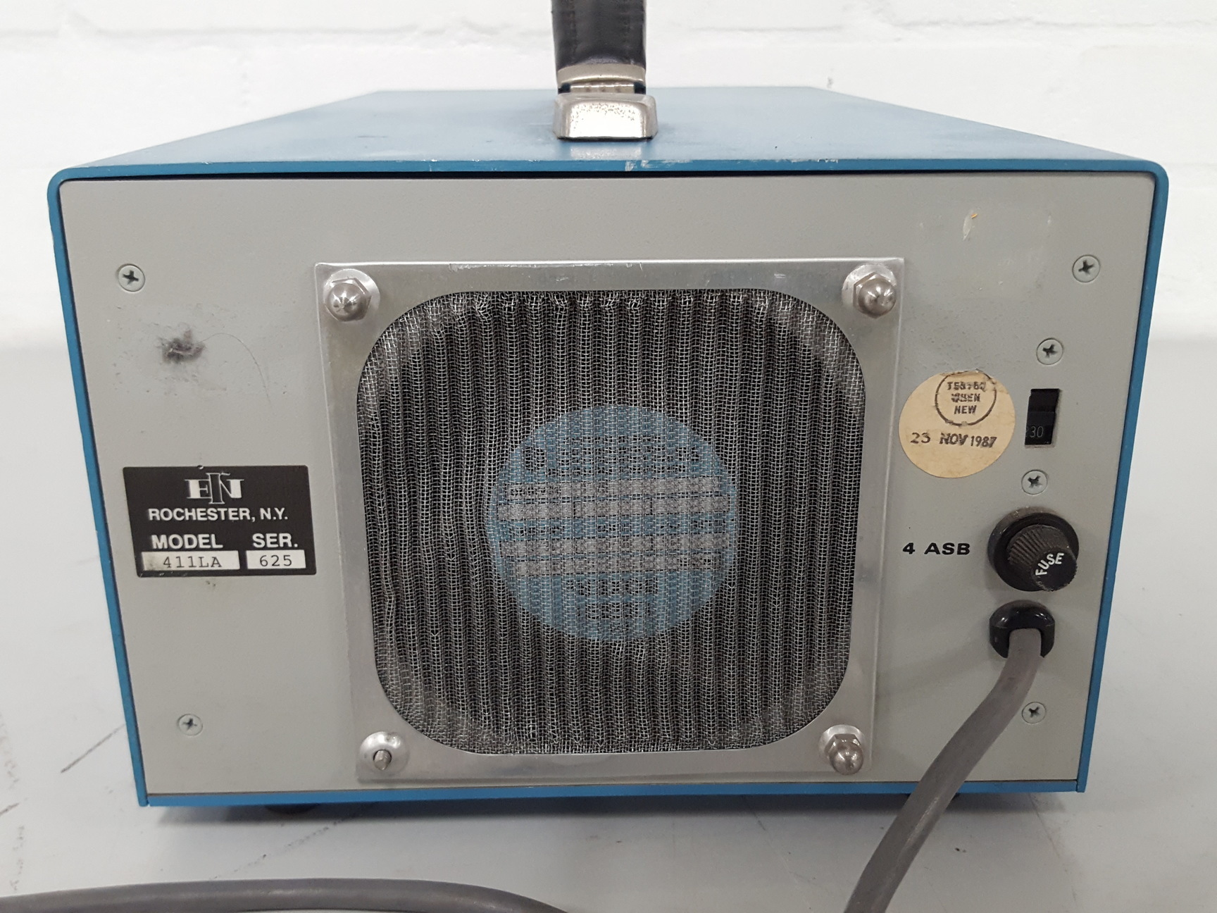 Image of ENI Model 411LA RF Power Amplifier Lab