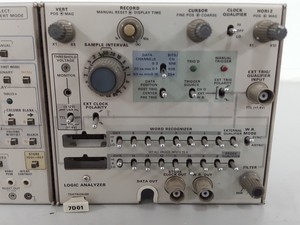 Thumbnail image of Tektronix Logic Analyser With DF2 Display Formatter Lab