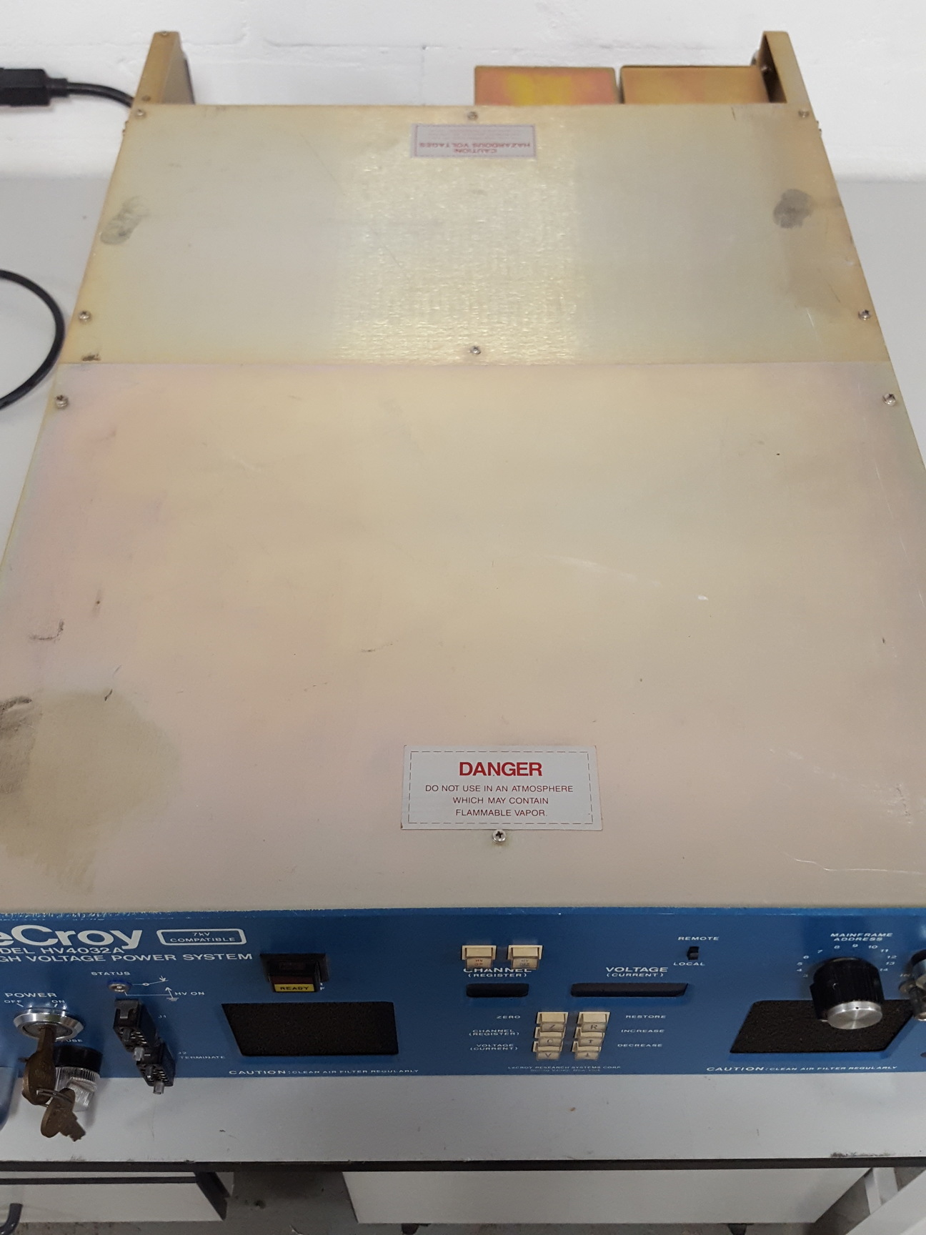 Image of LeCroy HV4032A High Voltage Power Supply System Lab