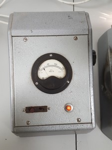 Thumbnail image of Carl Zeiss Microscope With Multiple Objectives