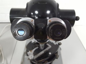 Thumbnail image of Carl Zeiss Microscope With Multiple Objectives