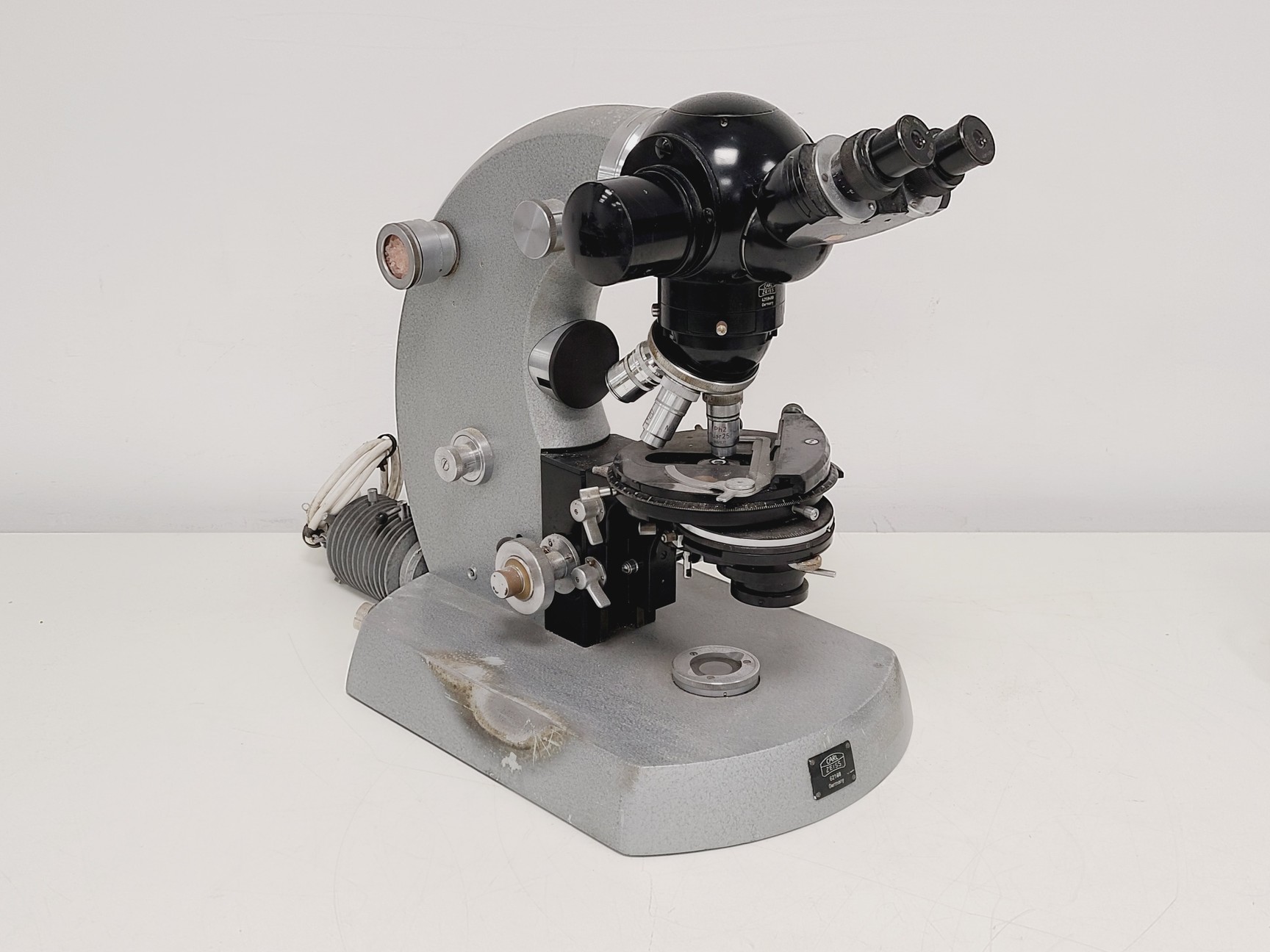 Image of Carl Zeiss Binocular Photo-Microscope With Multiple Objectives